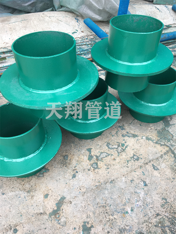 ����P䓷�ˮ�׹܏S��