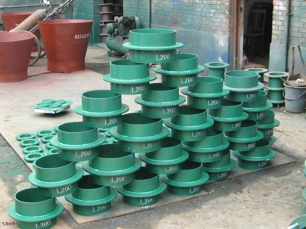 �������A��ʽ���Է�ˮ�׹ܰ��b