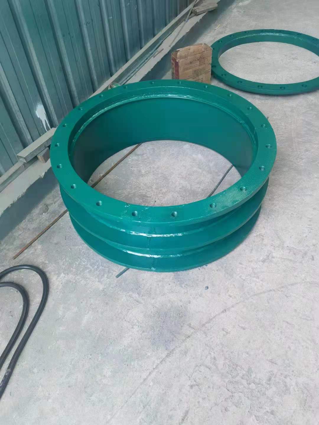 ���Է�ˮ�׹ܵ��OӋ����